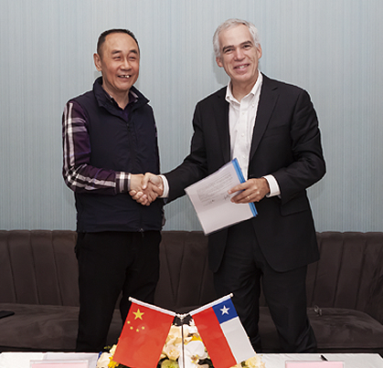 Sign a contract with Chilean clients